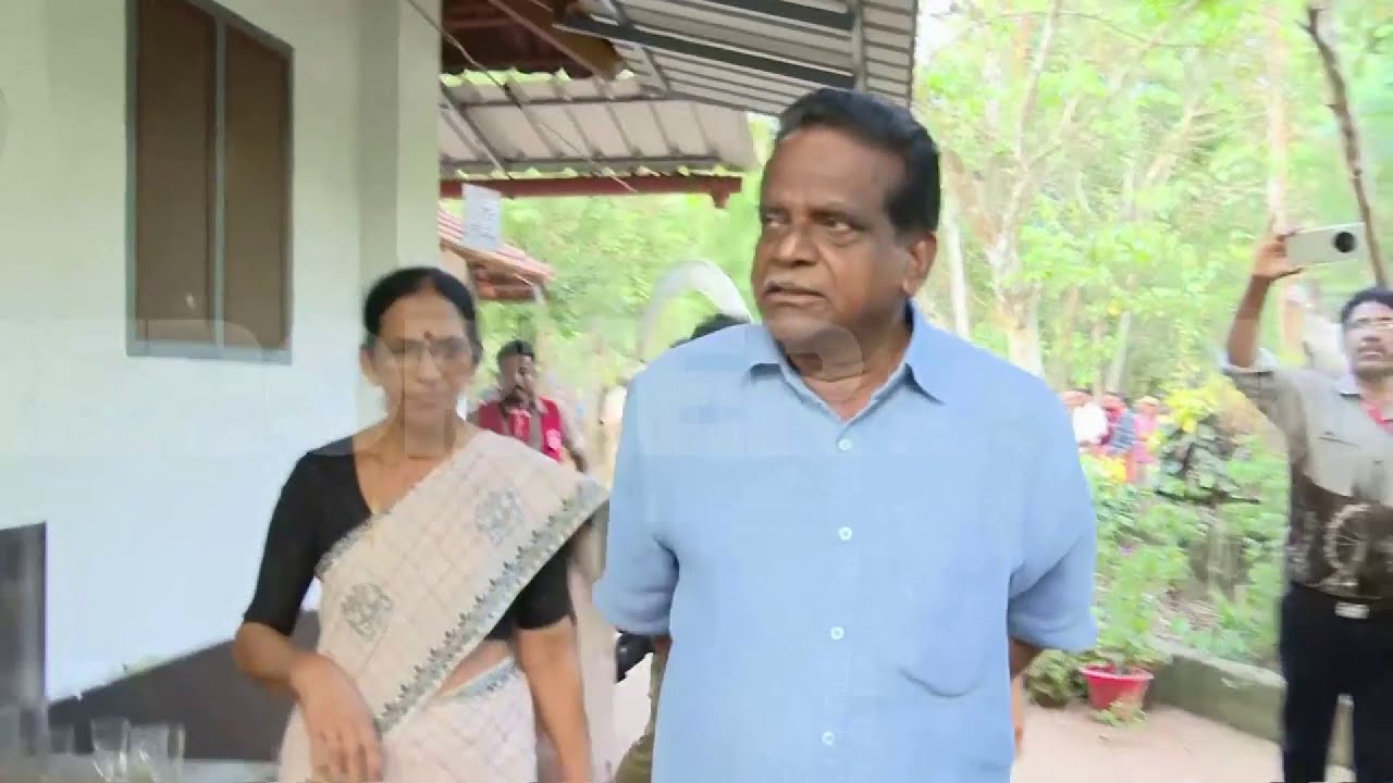 മലപ്പട്ടത്ത് പൊളിങ് ബൂത്തിലെത്തി ടികെ ഗോവിന്ദൻ, കൂവി വിളിച്ച് CPIM പ്രവര്&zwj;ത്തകര്&zwj; | REPORTER LIVE