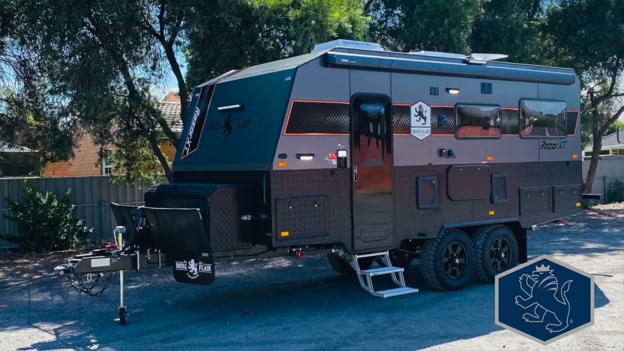 Razor XT 18' Family - 2022