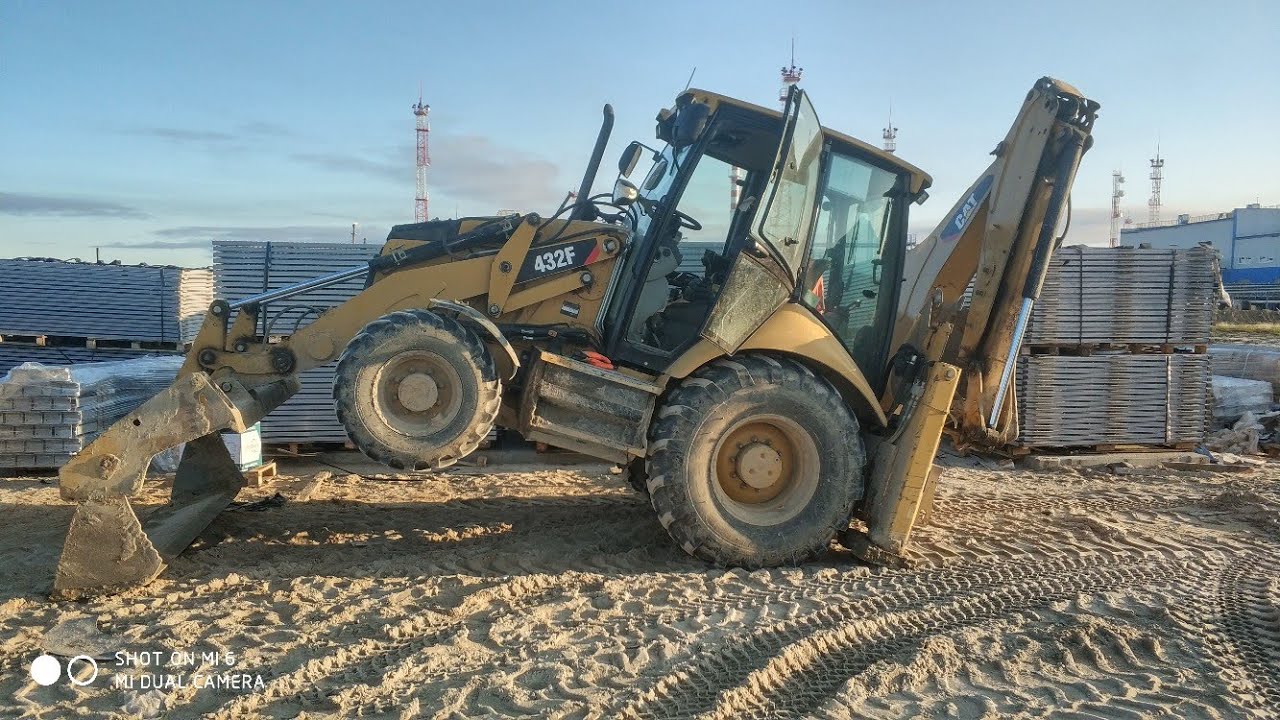 Обзор CATERPILLAR 432-F,Поставил Сигнализацию,Автозапуск,Трактор
