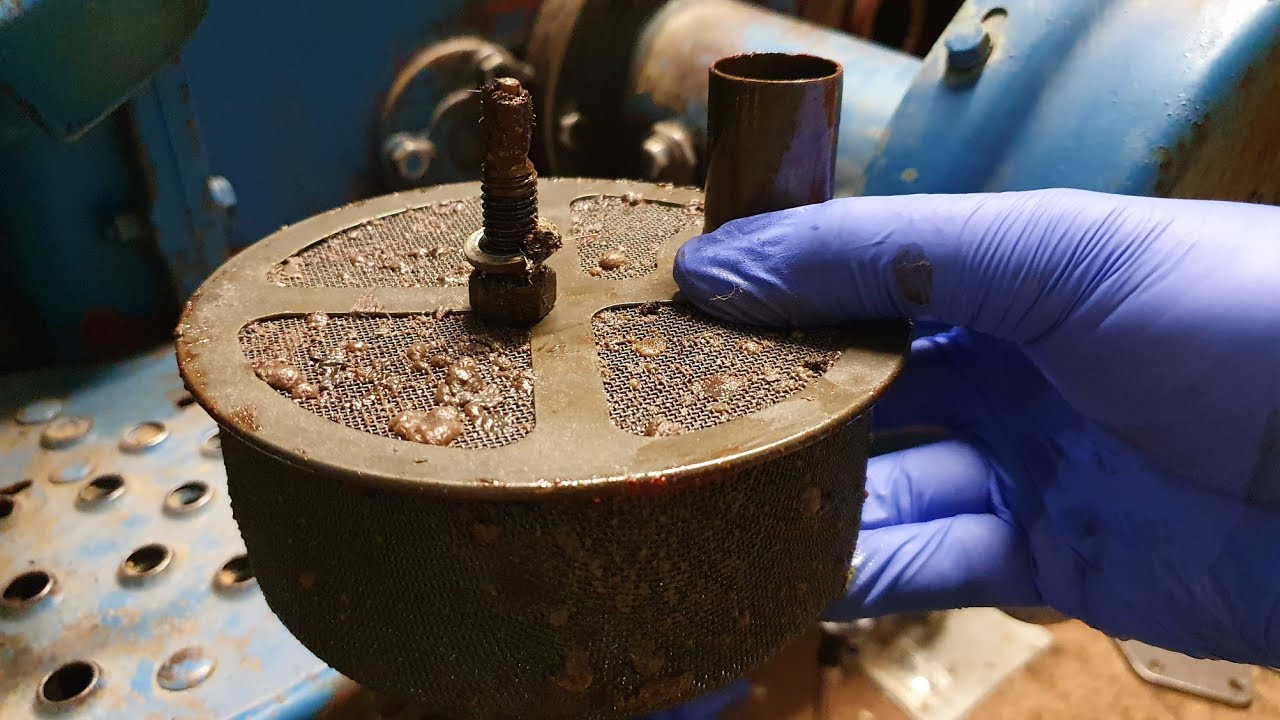 Fordson Major Hydraulic Filters Removal