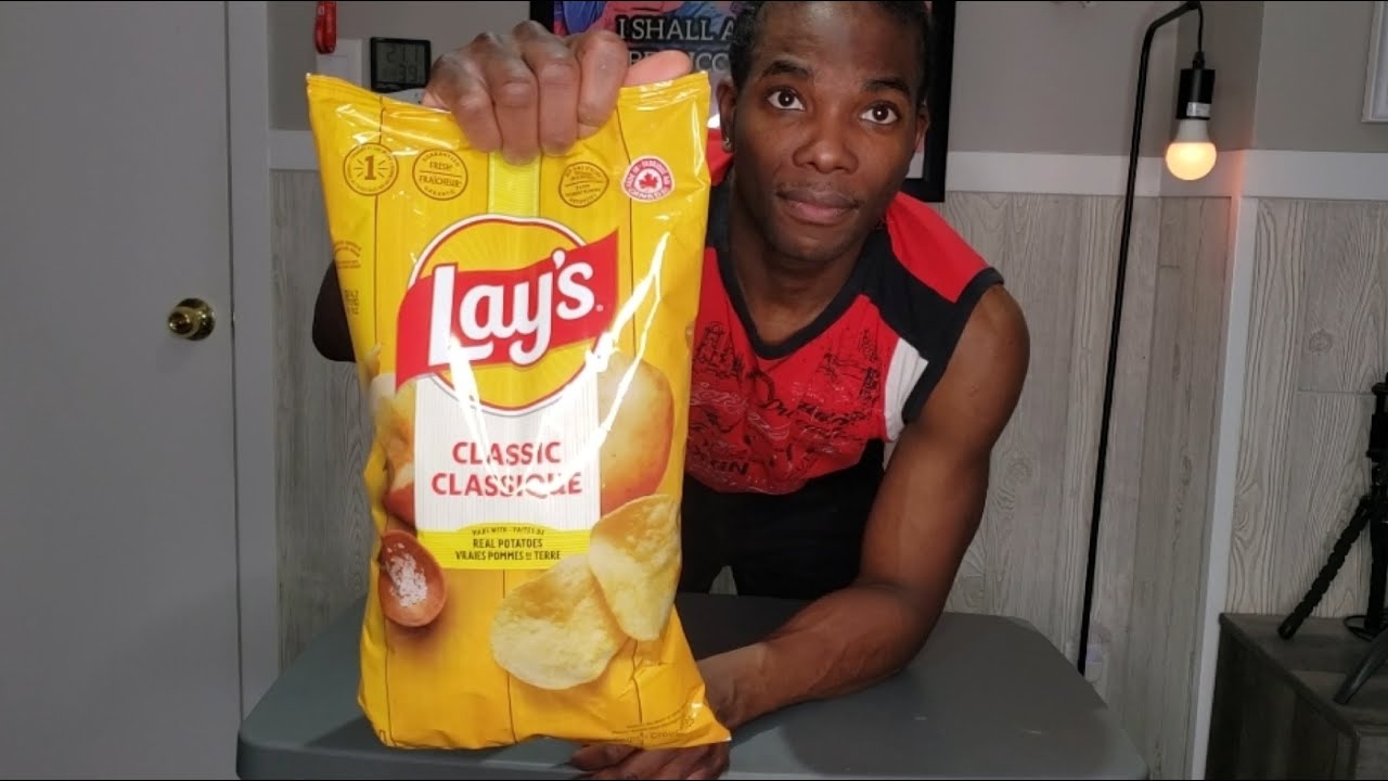 TRYING THE NEW CLASSIC REAL POTATO LAYS AND RANKING IT