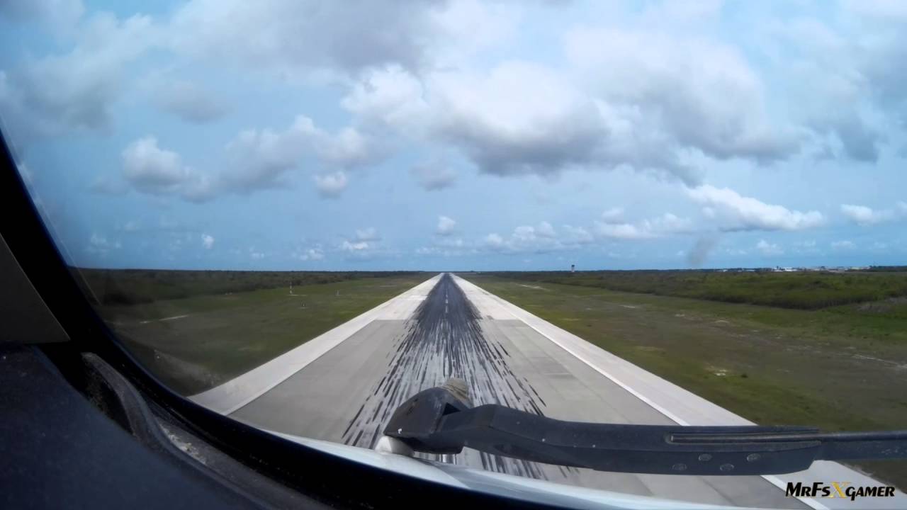Cockpit View - Boeing 767-300ER landing at Punta Cana Intl. Airport