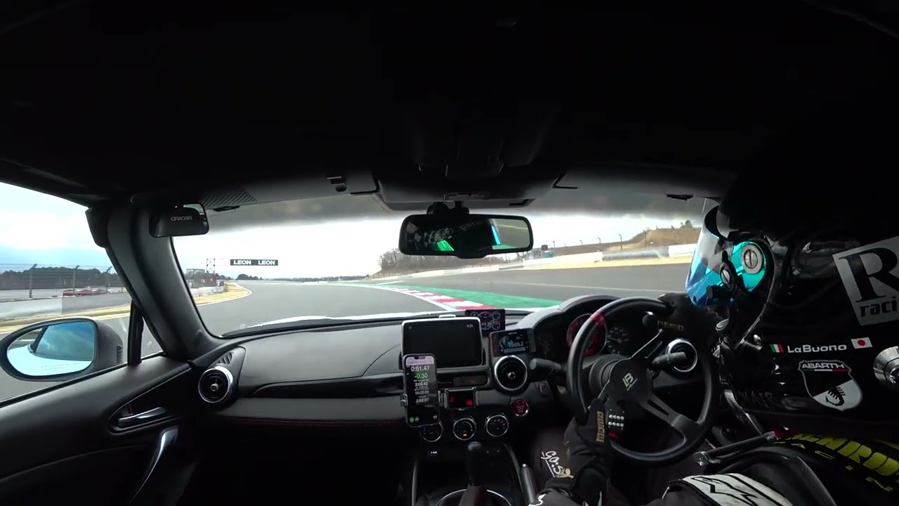 ｱﾊﾞﾙﾄ124ｽﾊﾟｲﾀﾞｰ【ABARTH124spider】 FSW 2:02.341 LaBuono ﾗﾌﾞｫｰﾉ  × R.raching~ｽﾍﾟｯｸR