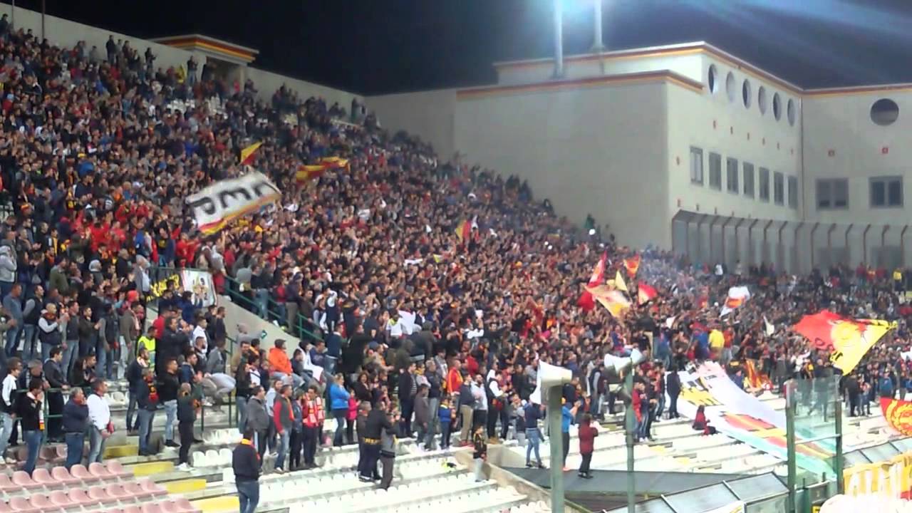 MESSINA lupa castelli 1-0 lo spettacolo della curva sud 24/10/15