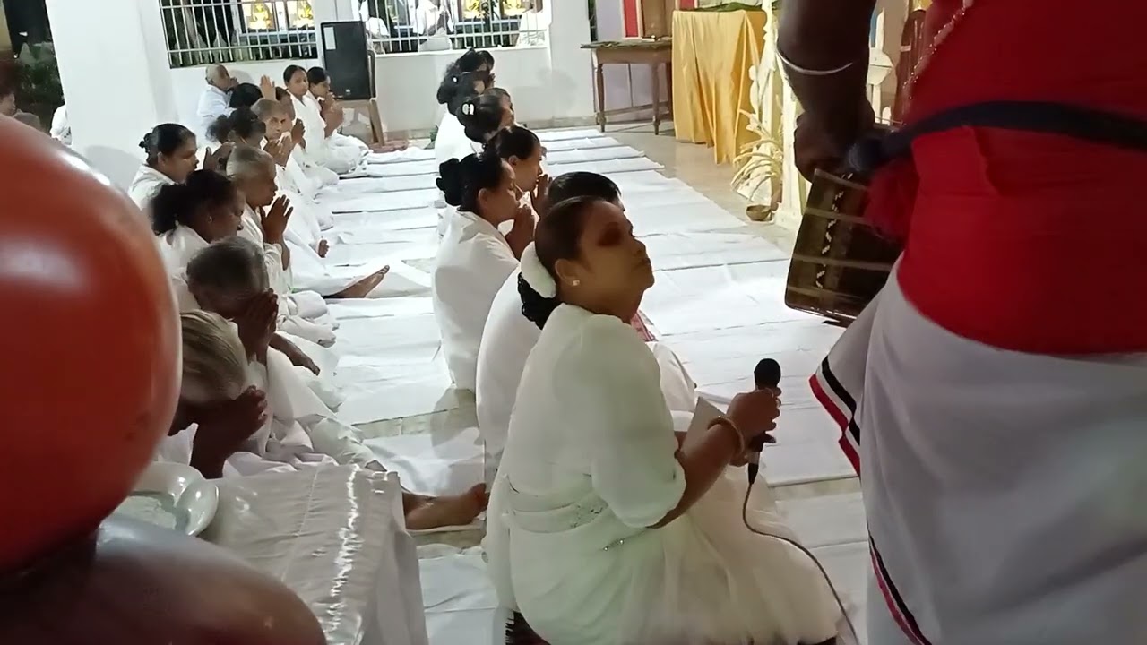 කිරි අම්මා වරුන් එකයිය අට දෙනෙකුට කිරි දානය පිරි නැමීම මාබිම නන්දාරාම විහාරස්ථානයේ 