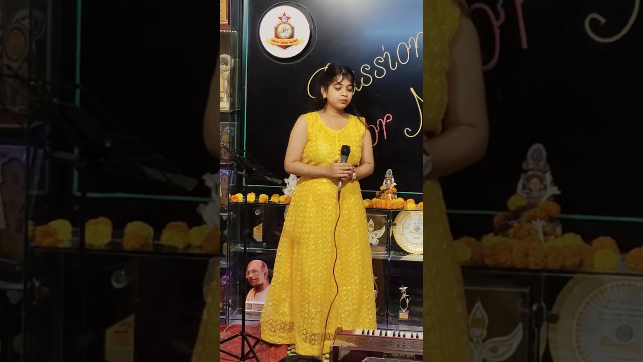 Aaja Sanam madhur chandni....by Jaggriti Maurya student of Gitasree cultural institute....