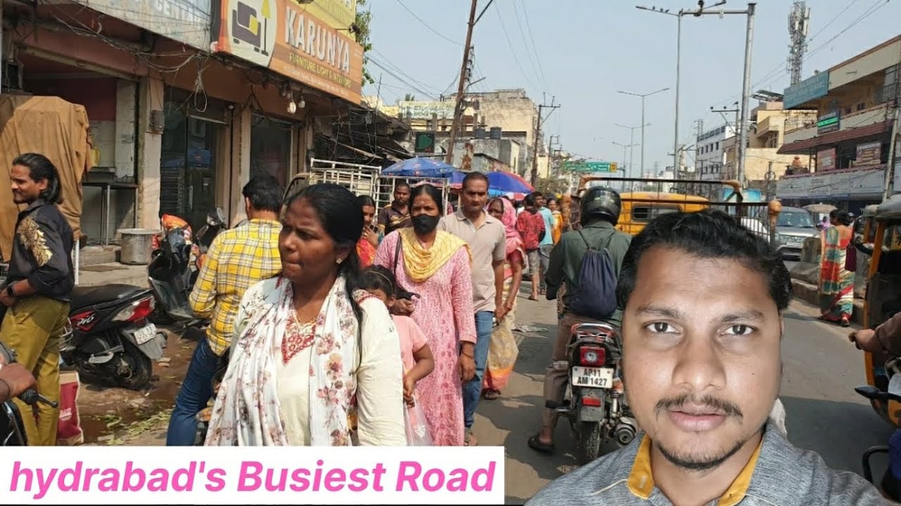 Hydrabad's busiest road  #traffic #youtube #yt #poeple 