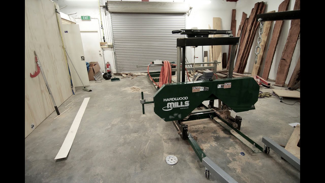 Milling logs with my electric bandsaw mill - JWS podcast