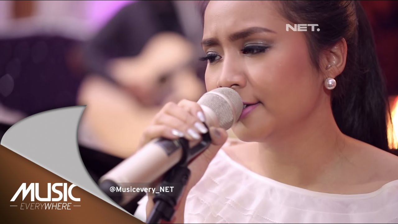 Gita Gutawa - Sempurna (Live at Music Everywhere) *