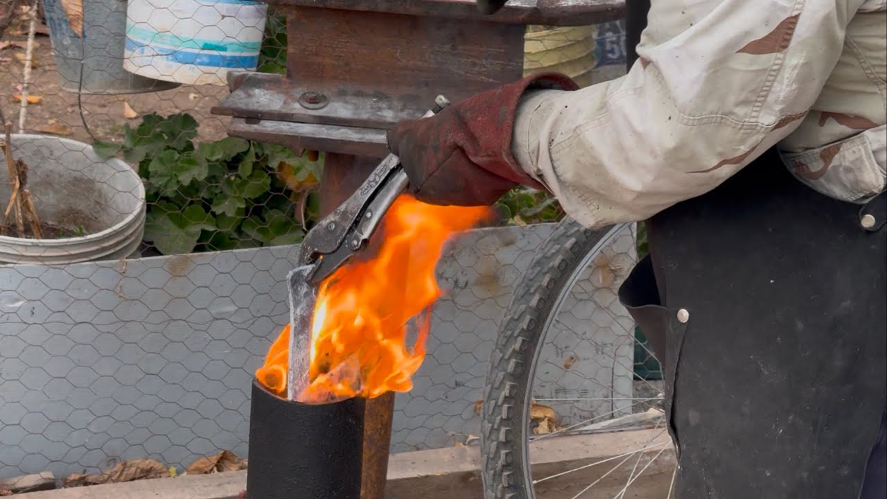 SEGUNDA PARTE NOS MUESTRA LA FABRICASION Y LA FRAGUA DE UNA ACHITA TAQUERA 😉🇲🇽👍