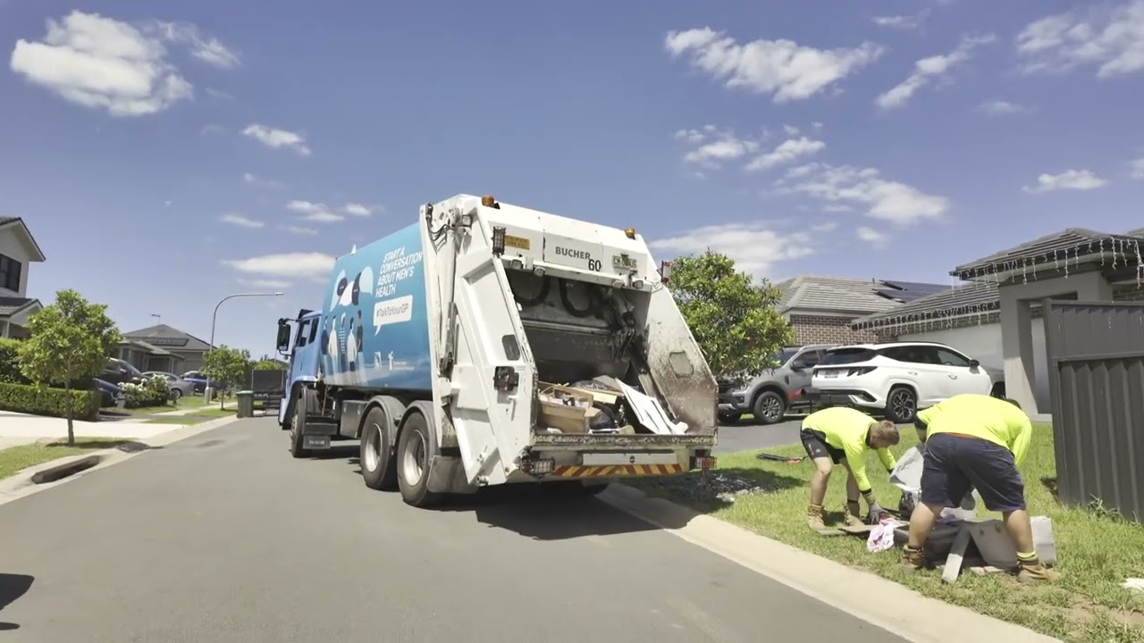 Camden Council Clean Ups - Crushing Lots of Things (Truck 60)