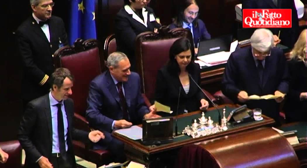 Seconda votazione: 418 bianche, 230 voti a Rodotà un voto per Rocco Siffredi (18/04/2014)