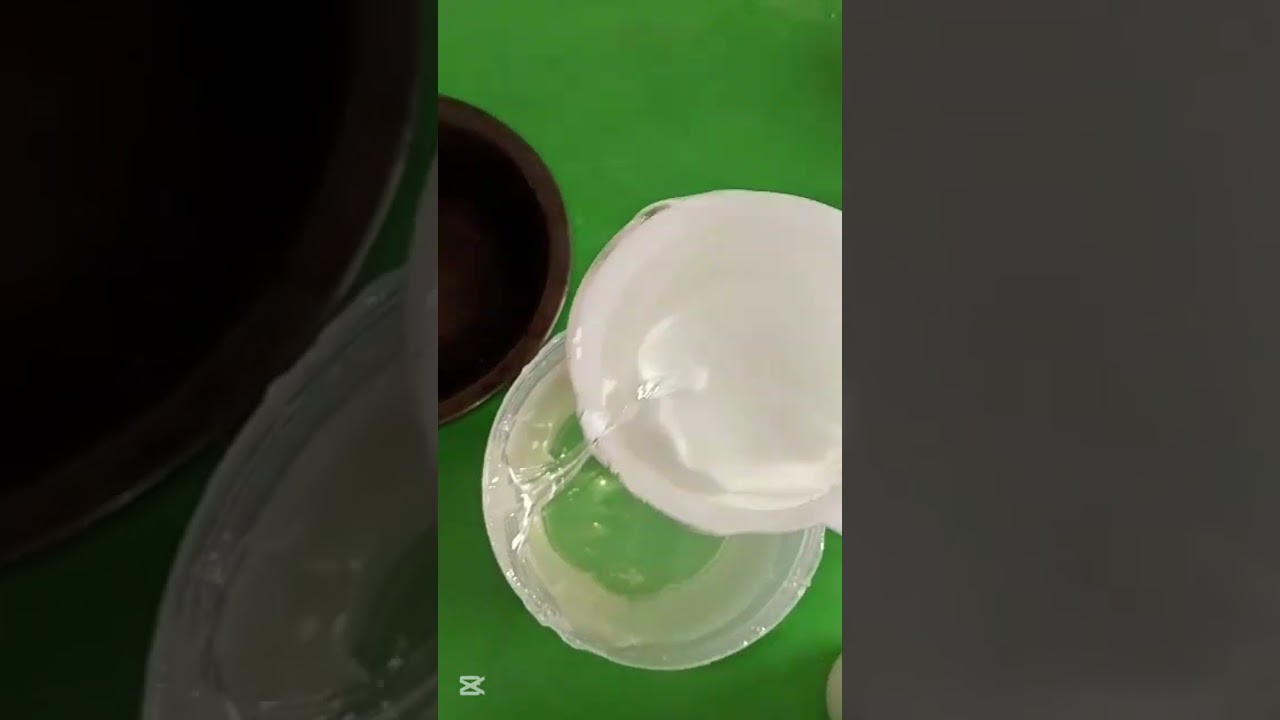 How to make fondant icing .