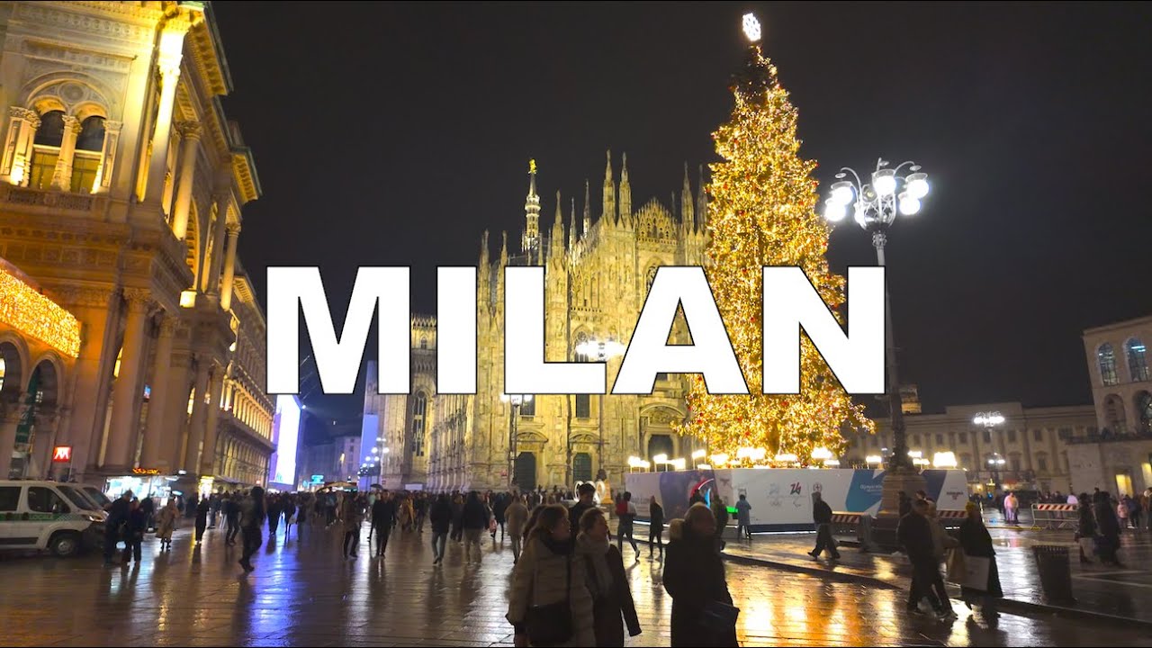 Walking in Milan and see the beautiful city of fashion in Christmas seasons