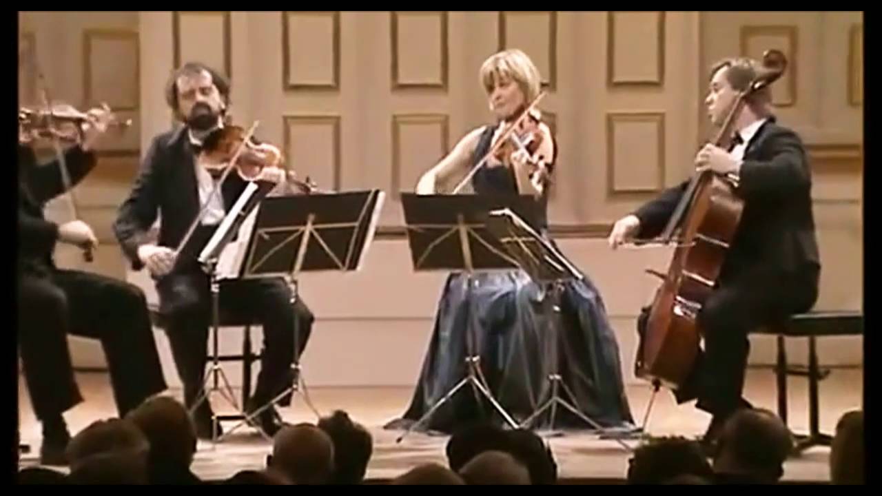 HAGEN QUARTET - Mozart String Quartet # 17 in B flat major  (The Hunt)