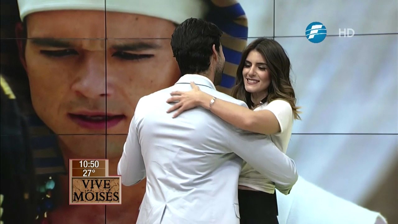 ¡El beso de novela Rames y Amparo que cuasó furor!