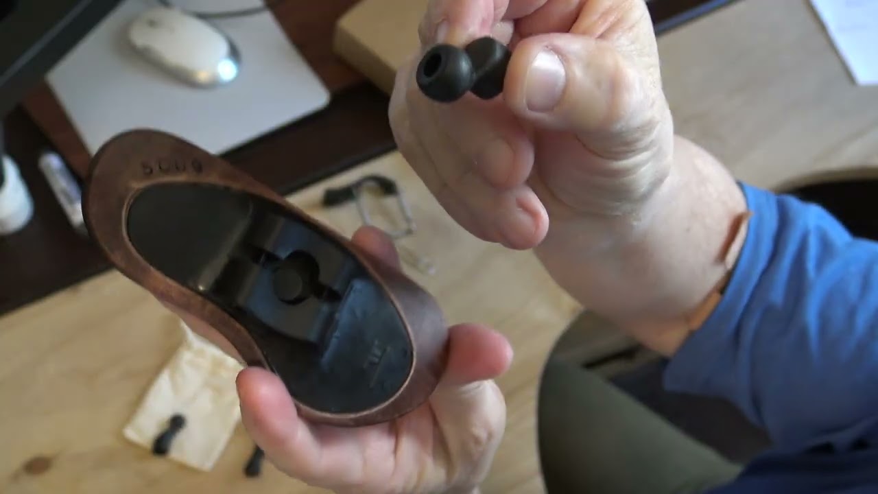 Demo of the New Kreddle Custom Chinrest