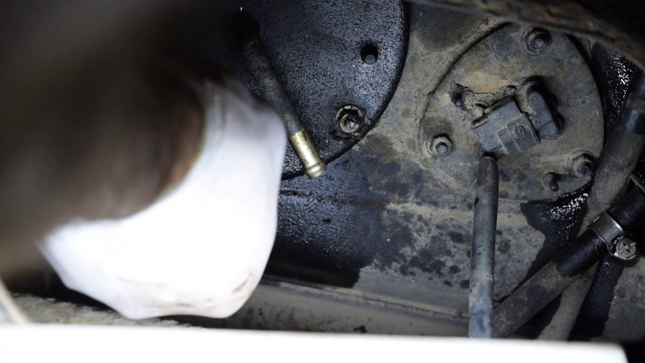 Mitsubishi Pajero 2.8 In Tank Pre Filter Replacement