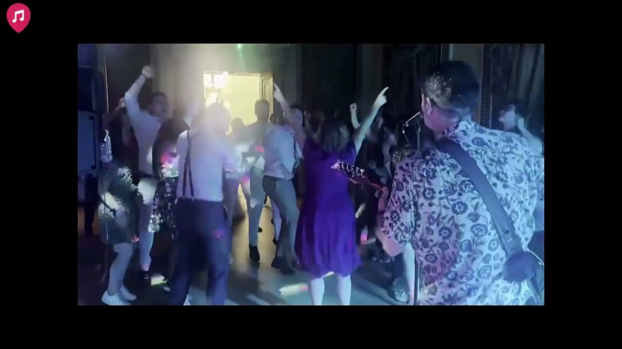 Indie Rock Wedding & Party Band in Manchester UK - Signature Sound