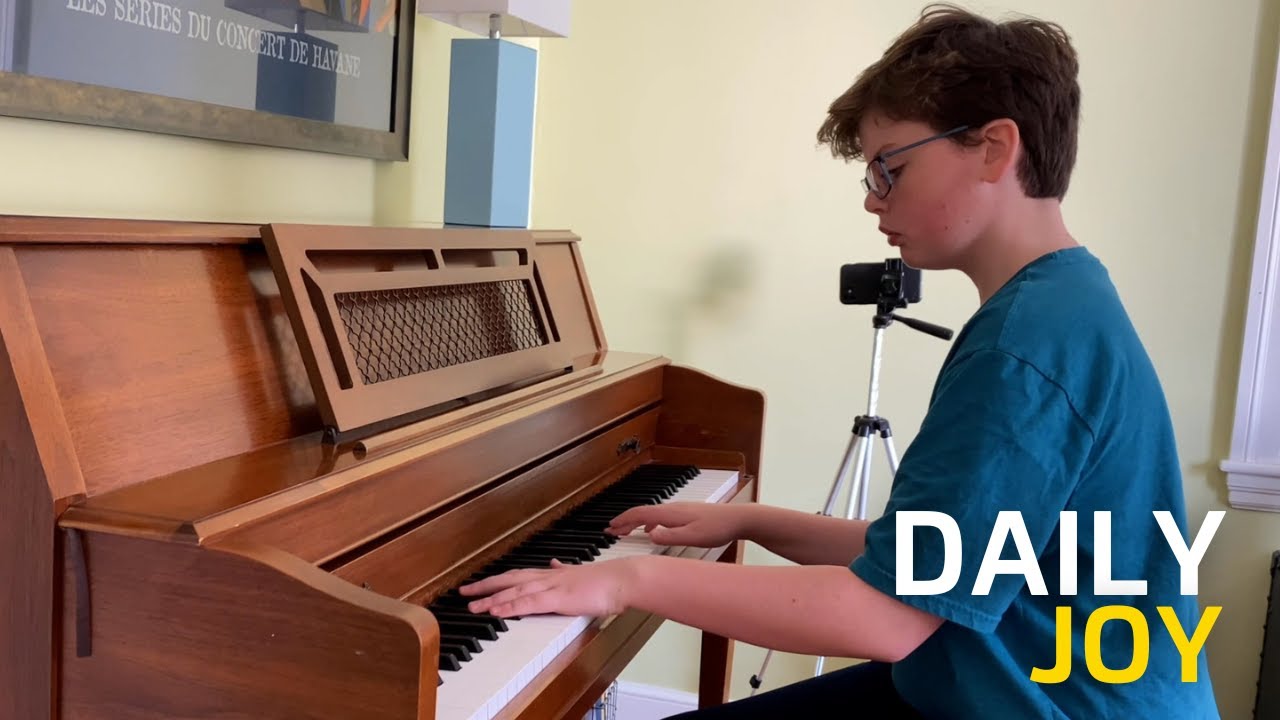 Chopin's Fantasie Impromptu played by 11-Year-Old Ezra Lewis! | Daily Joy