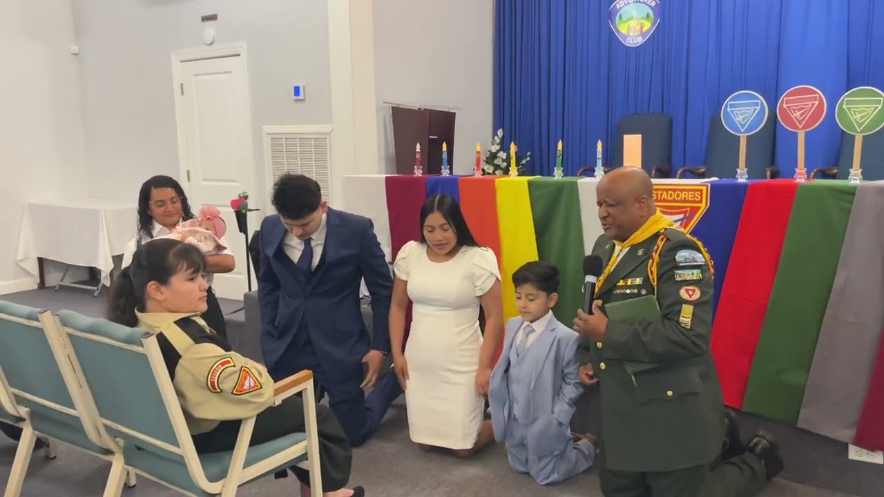 Papás deciden presentar a su niña 