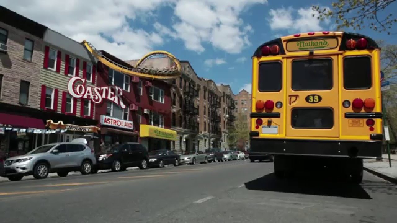POLO & PAN - Brooklyn Amusement Park (official video)