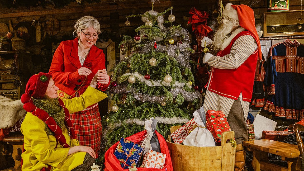 (PRIVATE) MEET SANTA CLAUS and MRS. CLAUS in a SECRET HIDEAWAY in LEVI