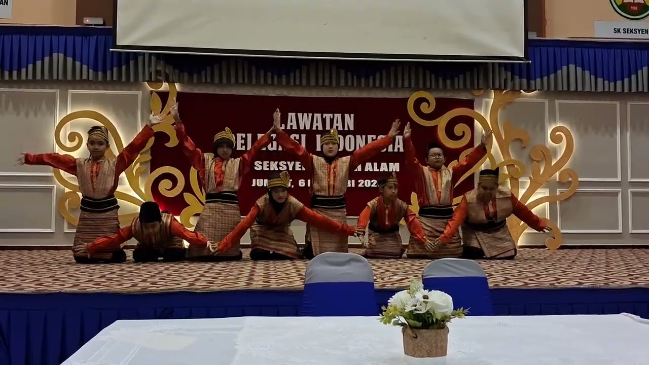 Keren banget #kualalumpur #tari saman #sekolah #studentexchange  