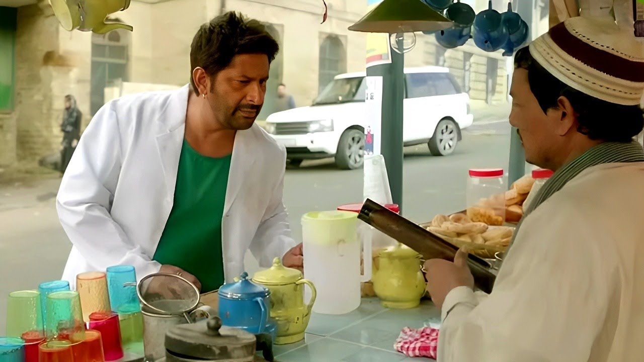 आलू के भाव में गोलियां बेचकर चाय वाले ने करवा दी सारे देशो की आपस में जंग -  Arshad Warsi कॉमेडी सीन