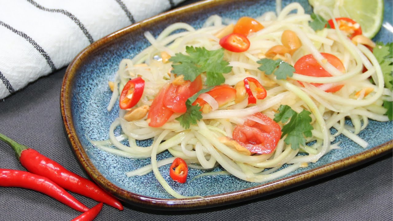 Thai Green Papaya Salad! Fresh, Crunchy, Spicy!