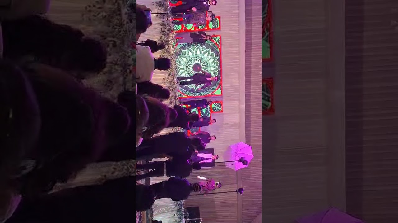 Ye hai mass ❤️ शादी में दूल्हे के भाइयों के द्वारा शानदार प्रस्तुति करण 👌👍