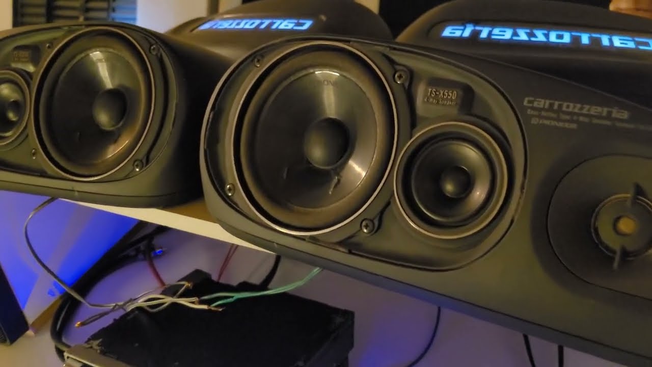 Pioneer Carrozzeria FH-P009MD + TS-X550 4-Way Speaker
