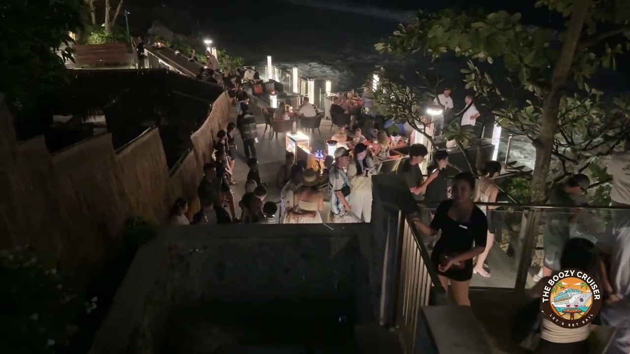 Is This the World&rsquo;s Most Dramatic Bar Entrance? 😱🍸 | Rock Bar Bali