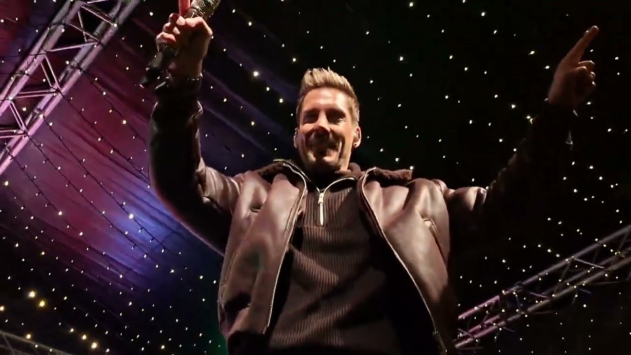 Norman Langen in Essen Stehle am 20.12.25 mit dem Song Einer von Milionen 