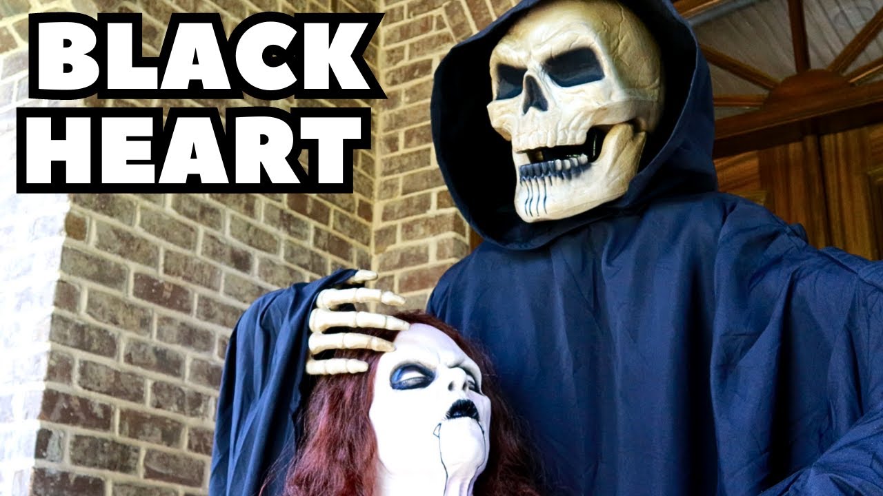 Spirit Halloween - The Black Heart Animatronic | Unboxing/Setup