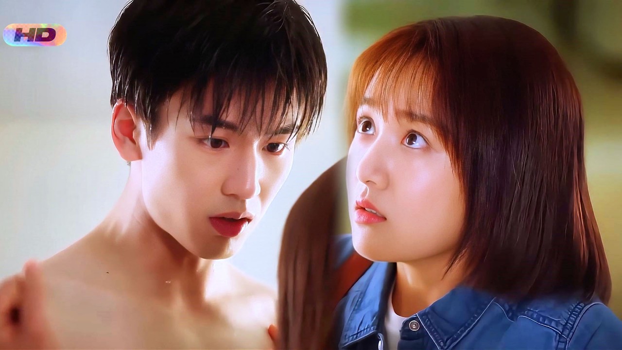 Cinderella freezes when she sees the CEO’s abs… and can’t resist touching them ！😳🔥