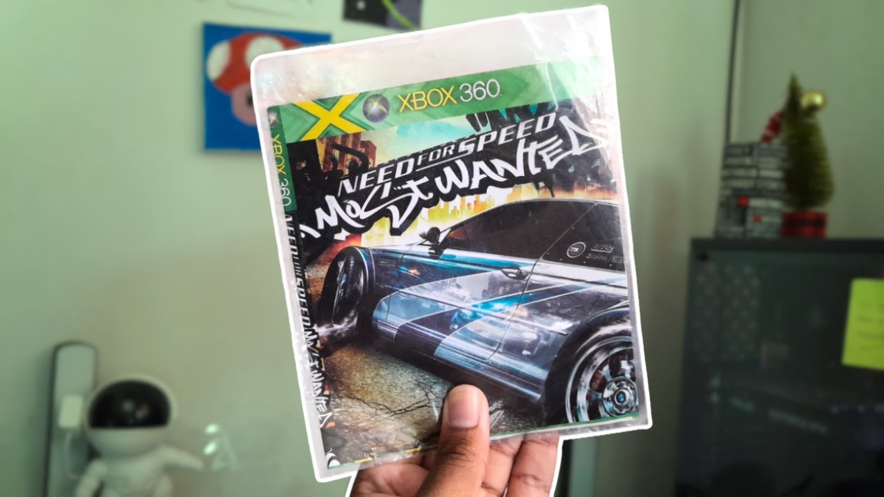 UM GAMER RAIZ MOSTRANDO SEUS JOGOS