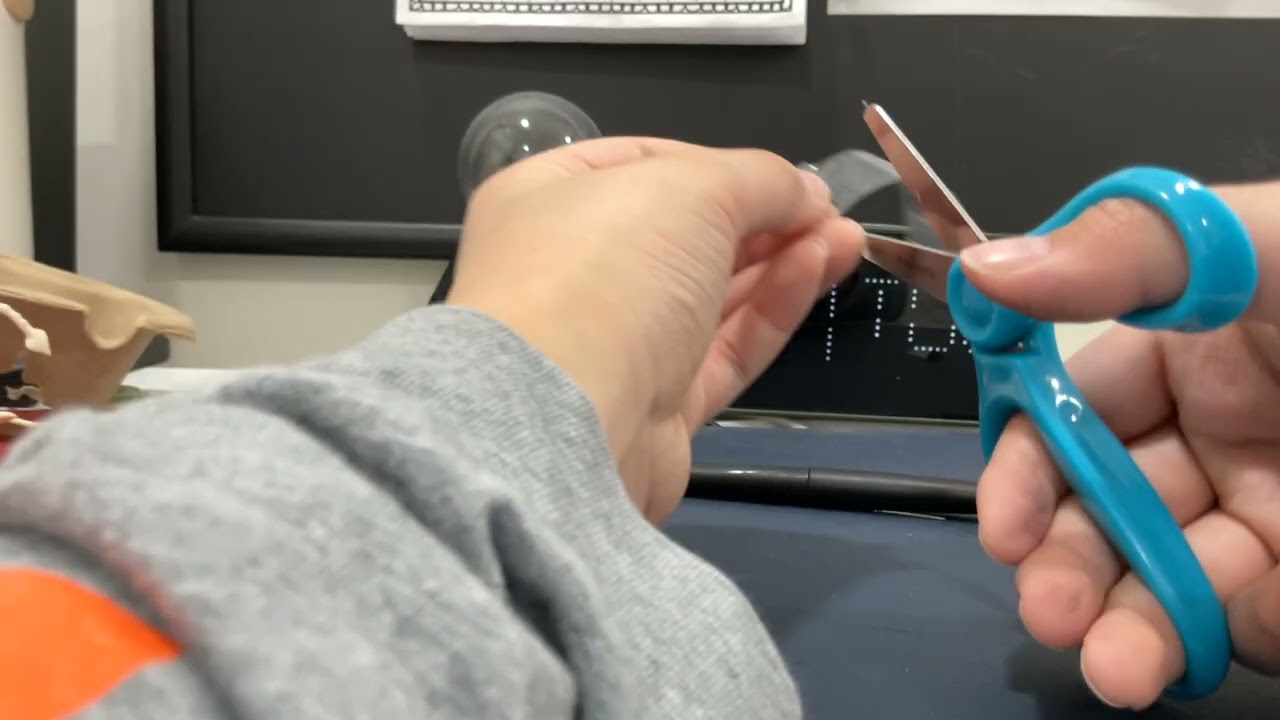 HOW TO MAKE A STICKER OUT OF TAPE