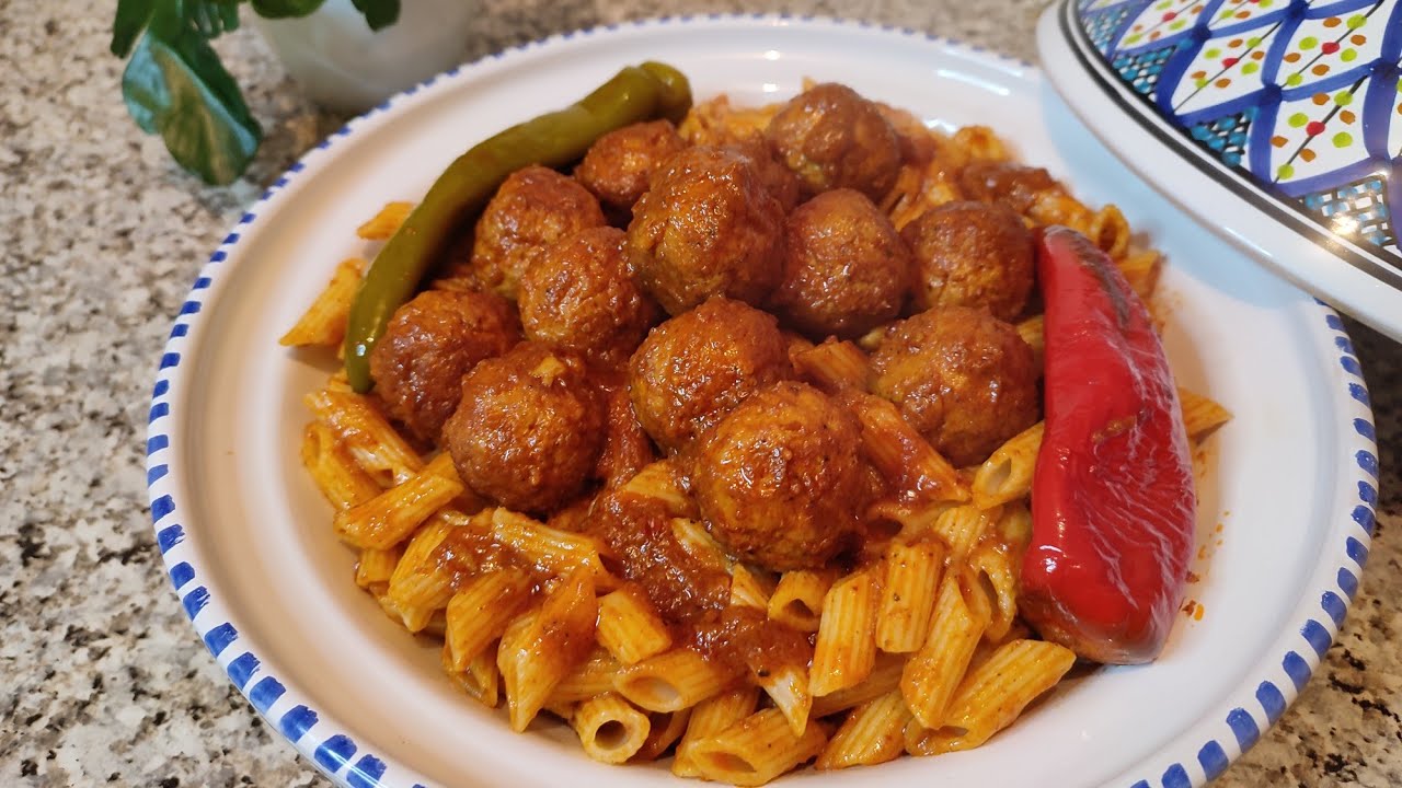 مقرونة بكعابر الدجاج بنة لا تقاوم makrouna salsa tunisienne