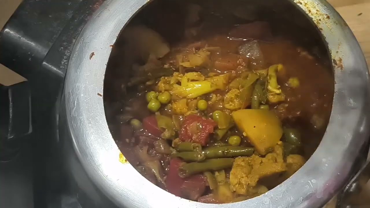 स्ट्रीट स्टॉयल पावभाजी 20 से  25 मिनट मे बनाकर तैयार करें घर पर जो खायेगा वो तारीफ करता रह जायेगा 👍