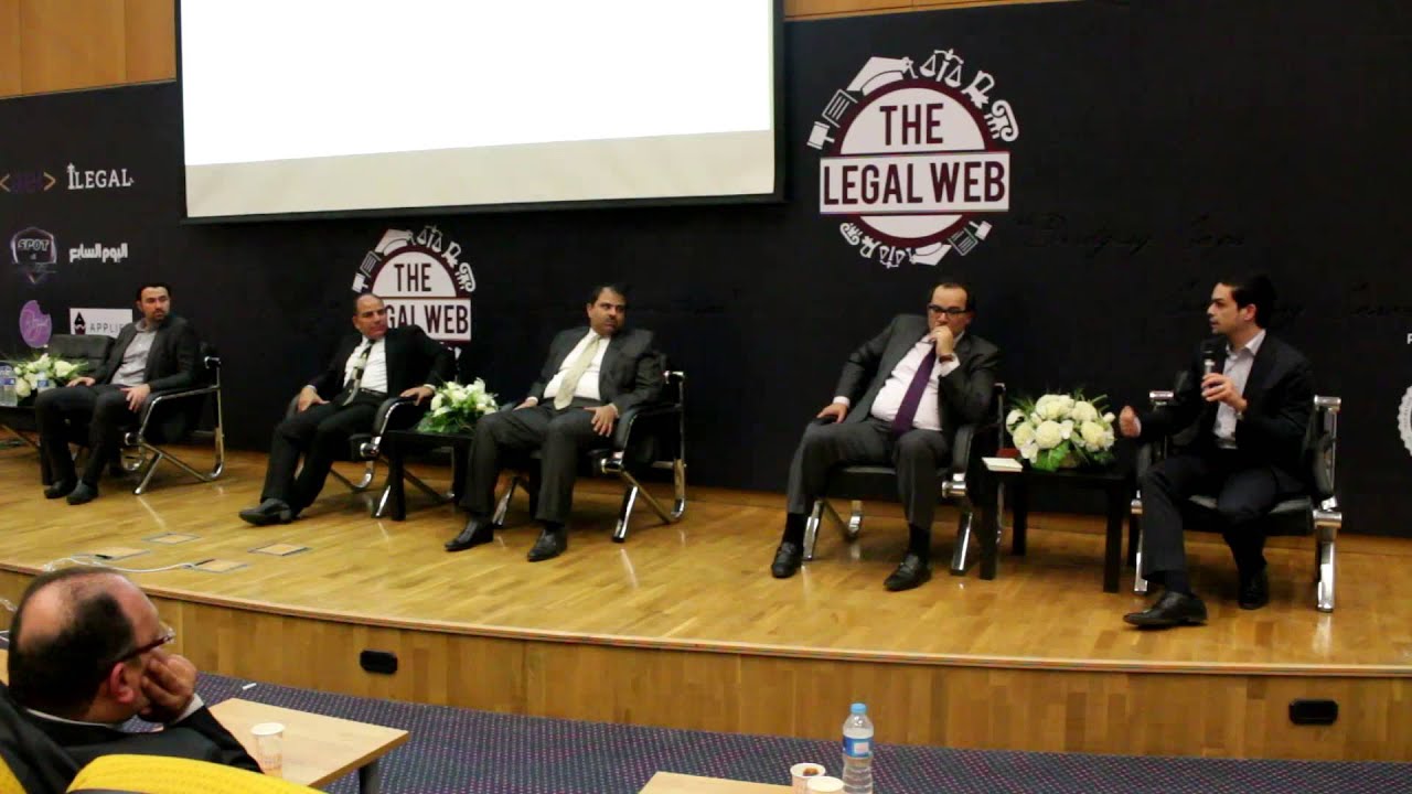 المسار الوظيفي لمن يرغبون في العمل في مكاتب المحاماه