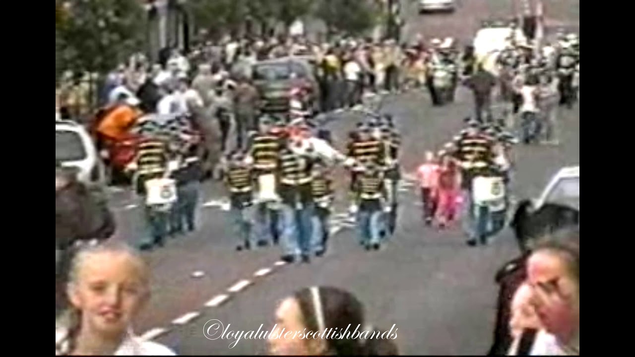 Pride Of Shankill Flute Band Parade 2009