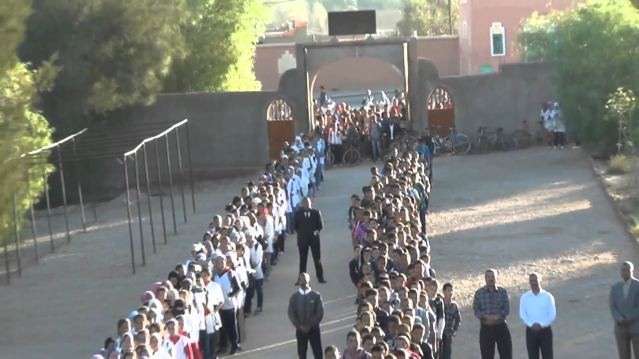 رائع ... شاهد تحية العلم بثانوية مولاي رشيد الإعدادية بالرشيدية