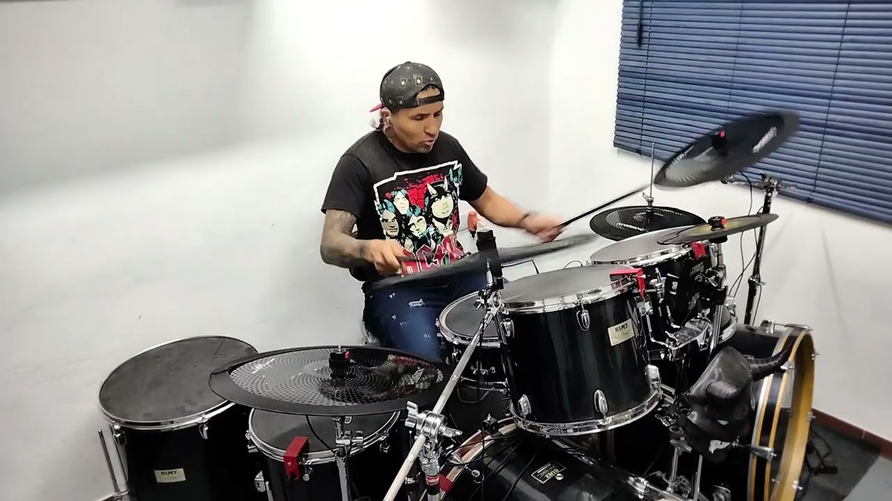 Cover drum crystal mountain death 