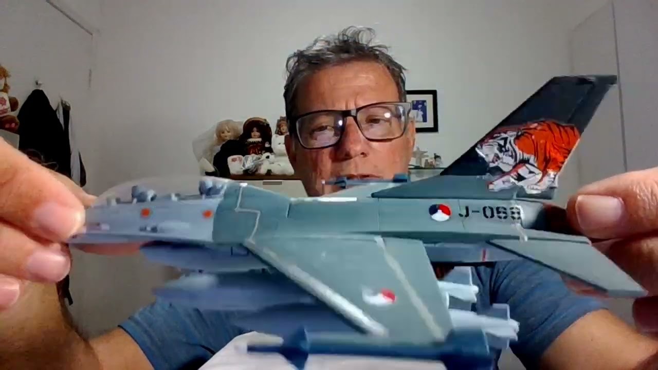F16 caça americano