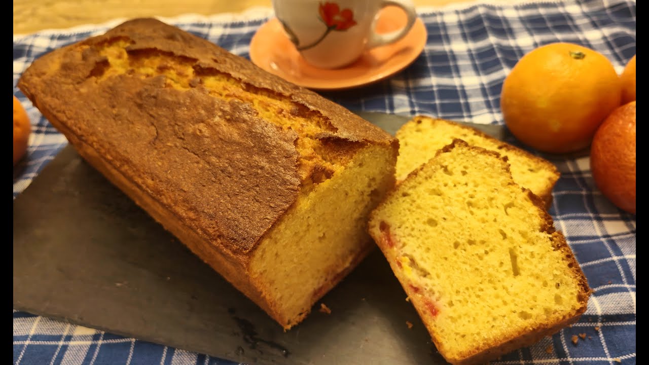 Plum cake con panna acida e arance