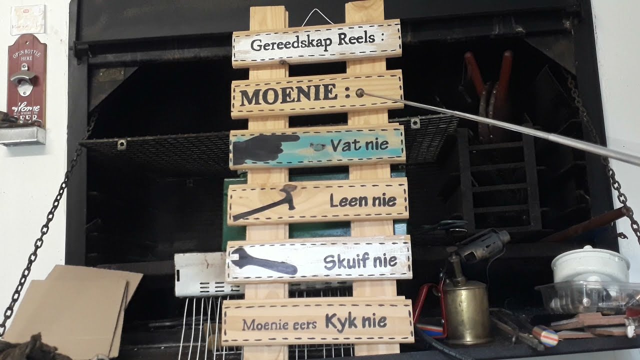 Rules for Tools (Afrikaans Lesson for you)
