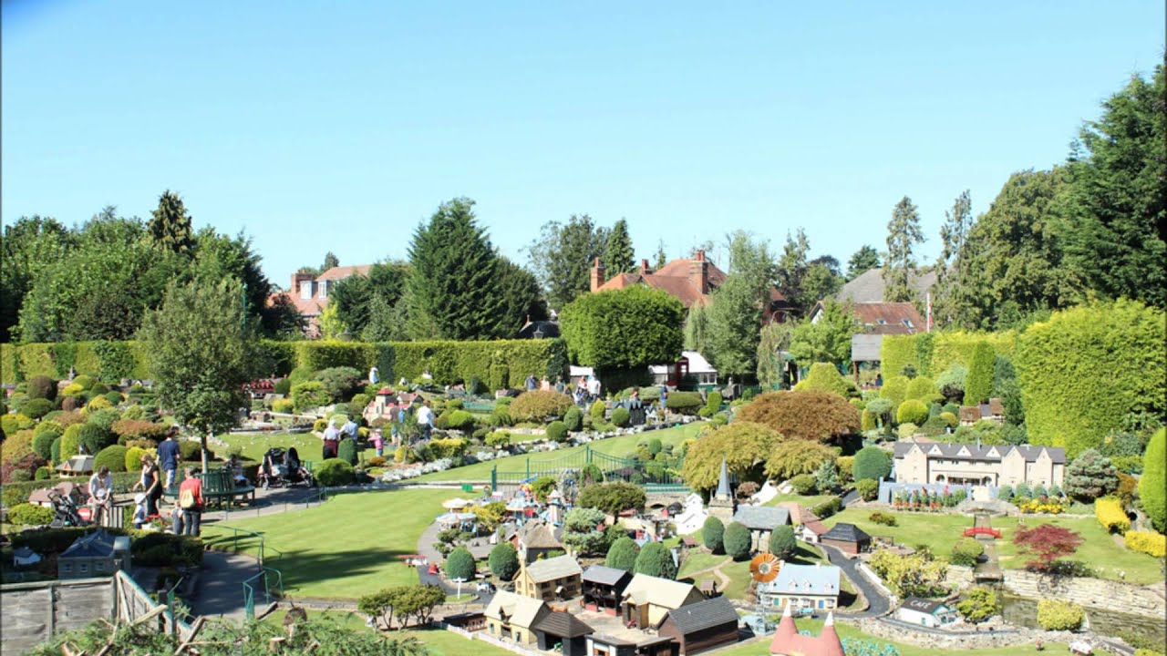 Bekonscot Model Village - Time Lapse