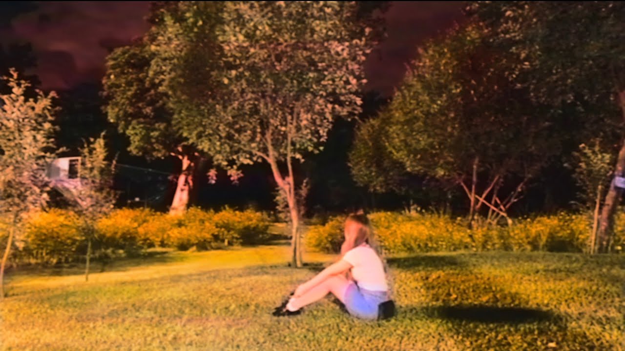 เลิกชอบเธอไม่ไหว - Eye Sasicha [Official MV]