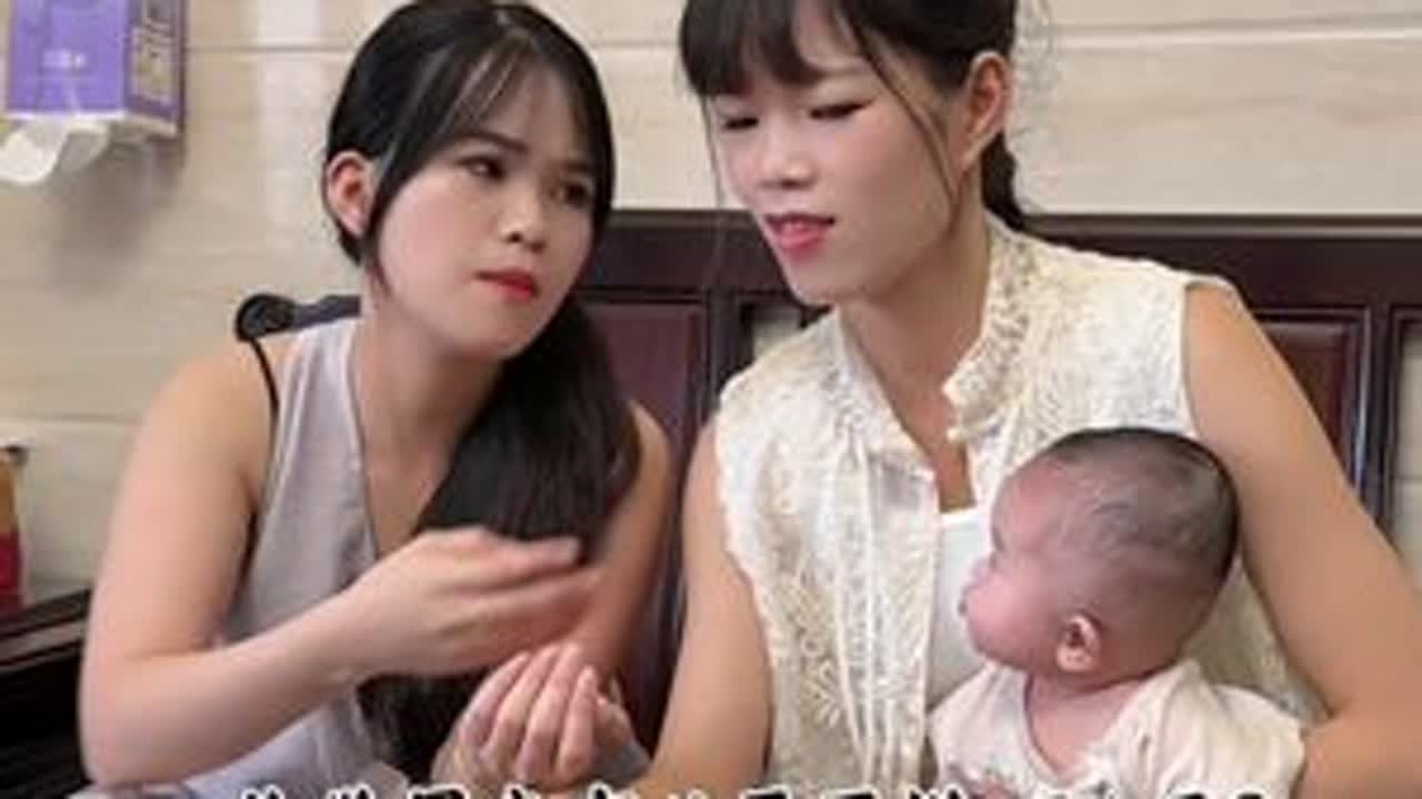 潮汕人一定得生男孩吗？ 我已经生了三个女儿了，今天试问姑姑我有没有必要拼四胎，姑姑居然叫我～   姐妹们，你们觉得我有必要再拼四胎吗？#姑嫂 #潮汕人#拼四胎 #聊天 #内容过于真实